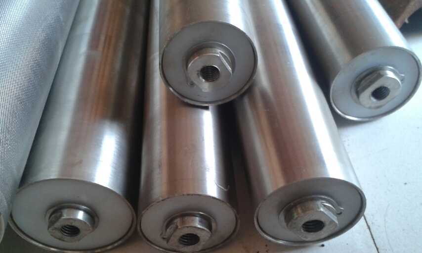輥?zhàn)虞斔蜋C(jī)，輥道輸送機(jī)